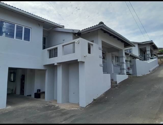 3 BEDROOM SIMPLEX FOR SALE IN BLUFF